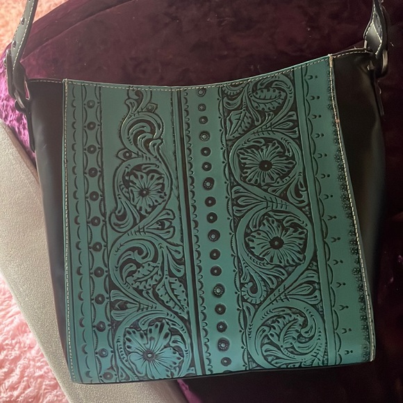 TRINITY RANCH BAG - Picture 1 of 4